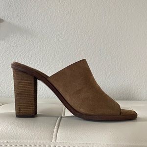 ELYSE WALKER Tan Suede Open Toe Block Heel Mules 7